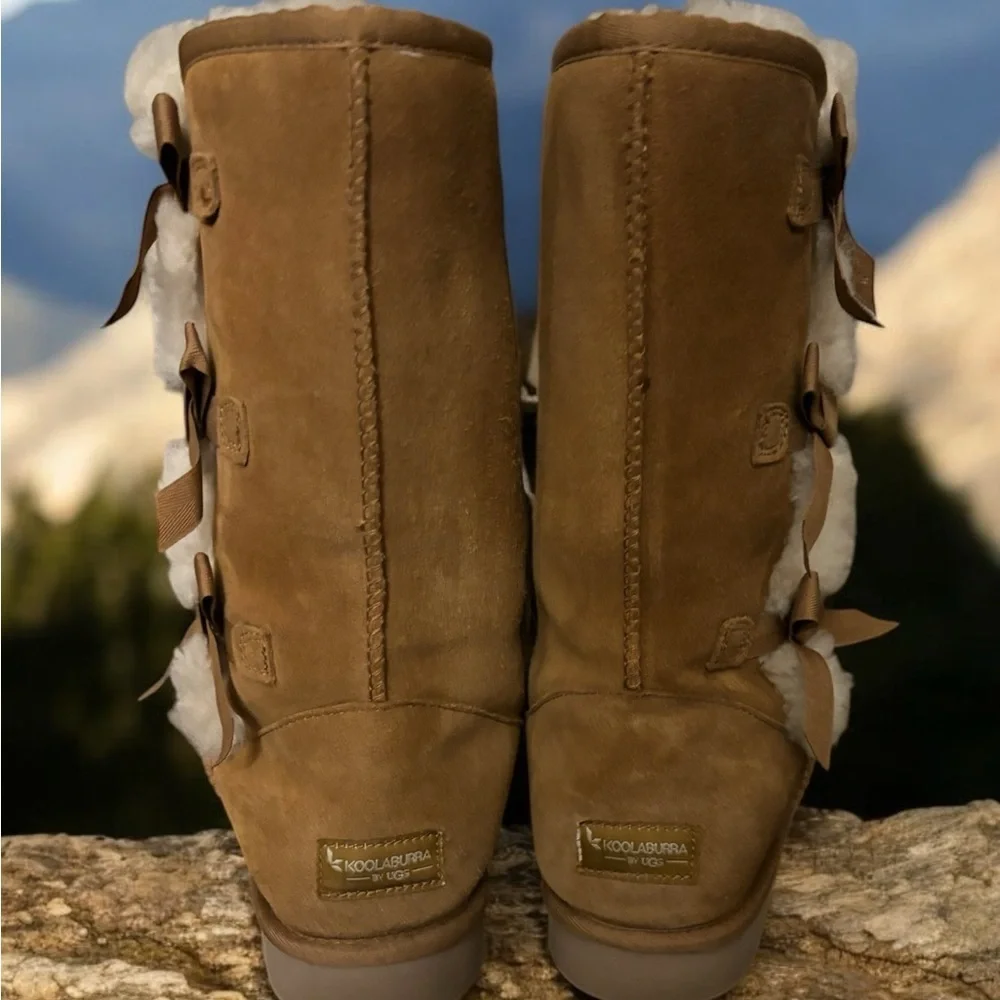 UGG Victoria Tall Bow Boot Chestnut Size 11.